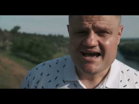 Видео: Евгений Аврамов ПРЕМЬЕРА новой авторской  песни  "Тают дни "