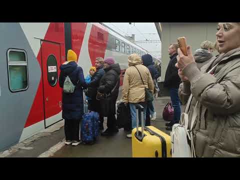 Видео: В сторону юга,скворцы прилетели....