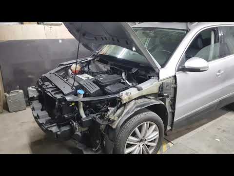 Видео: Сборка, установка капота. От и До. Авто из США ремонт под ключ. Tiguan. Часть 21
