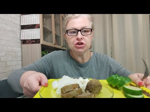 Видео: МУКБАНГ, ночной жор, опять ем на ночь