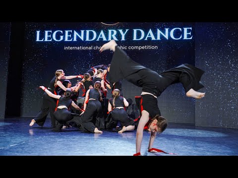 Видео: Спортивно современная школа танцев SInergy. Современный танец «Survivor-Выжившие»