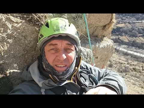 Видео: Спасательные работы в двойке.