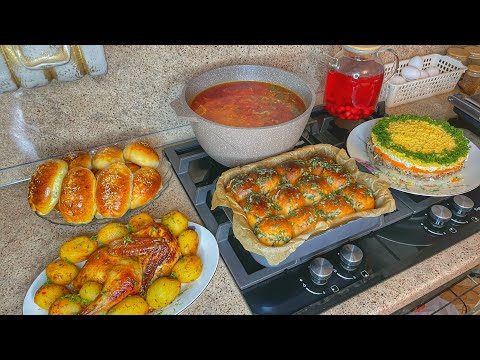 Видео: ОСЕННИЙ ОБЕД УЖИН НА 2 ДНЯ 😋 БОРЩ С ПАМПУШКАМИ, САЛАТ МИМОЗА, ПИРОГИ С КАПУСТОЙ , КИЗИЛОВЫЙ КОМП