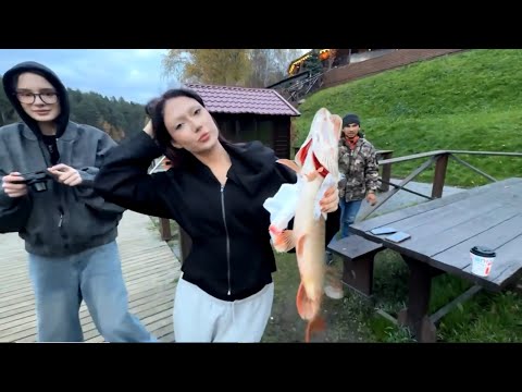 Видео: Ekatze007 - Женская Рыбалка с Fasoollka, Mabelend, Cutierover, Uuraniummm! Стрим 23.10.2025