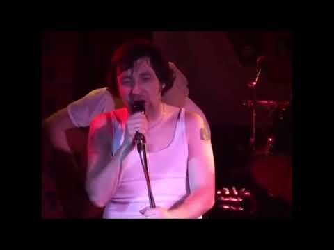 Видео: Ля-Миноръ - "А я хожу походкою почтенною" -