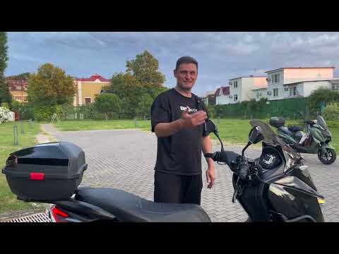 Видео: Обзор скутера Z max 180cc от компании DONG FANG