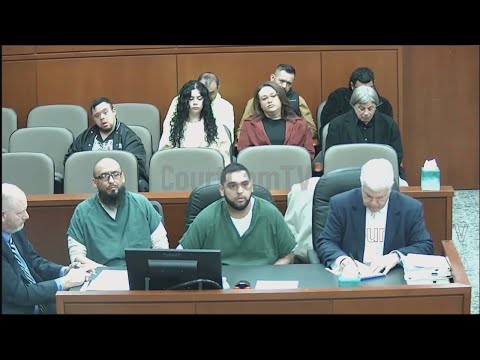 Видео: Депортированные торговцы людьми снова вернулись — судья не проявляет милосердия!