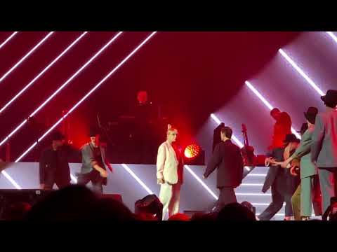 Видео: Лайма Вайкуле «Танго летнего сада» 01.03.2020