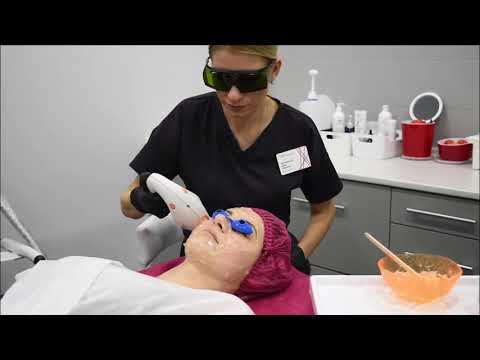 Видео: Фотоомоложение на аппарате М22