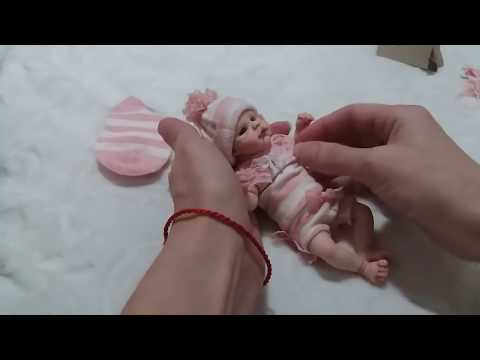 Видео: КАК СШИТЬ ИЗ НОСОЧЕК КОСТЮМЧИК ДЛЯ МИНИ РЕБОРНА