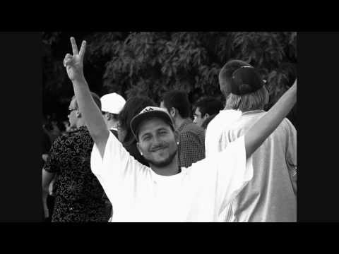 Видео: Sr.Martini (War Of The Masses) - Лицата На Улицата feat. 42 & DJ Reme