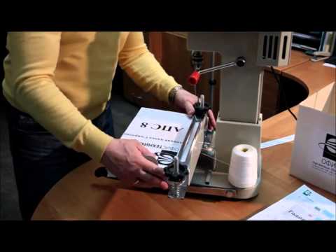 Видео: Папка для архивного переплета документов АПС 8.