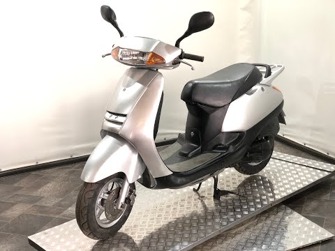 Видео: Обзор скутера Honda Lead af48. Слишком дорогой.