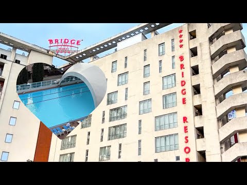 Видео: Bridge Resort 4* отель Сочи. Полный видеообзор. Территория, еда, номера, что рядом.