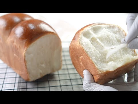 Видео: Как испечь по-настоящему легкий молочный хлеб / рецепт из простых ингредиентов