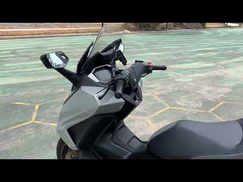 Видео: Honda Forza 350 РЕСТАЙЛИНГ 2025! Байк в Таиланде личный опыт! Обзор honda forza 350 RESTYLING 2025