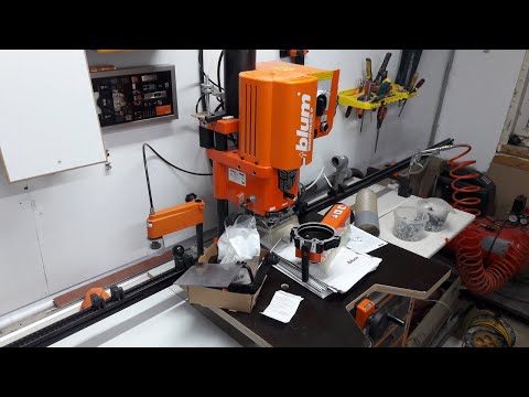 Видео: BLUM MINIPRESS P СВЕРЛИЛЬНО-ПРИСАДОЧНЫЙ СТАНОК в идеальном состоянии!