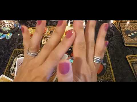 Видео: 🌸🌸🌸Какво ще мисли за вас Тази Нощ?🌸🌸🌸