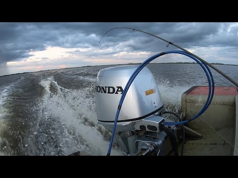 Видео: Южанка 2 Лодочный мотор Honda BF 30