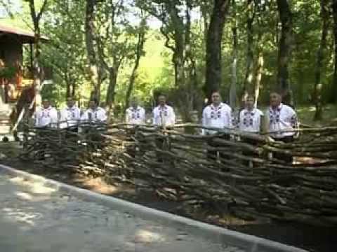 Видео: МФГ Божур гр. Средец- Мене ме майка проводи