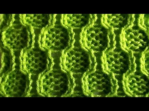 Видео: Потрясающий объемный узор спицами для начинающих!