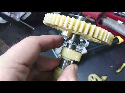 Видео: Декомпрессор двигателей Brigggs&Stratton. Устройство. Ремонт.
