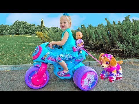 Видео: Приключения Скай в парке аттракционов