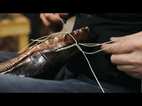 Видео: Изготовление пары мужских туфель: wholecut оксфордов