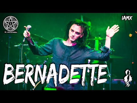Видео: Ярослав Баярунас - Bernadette (cover «IAMX»)