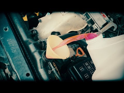 Видео: Toyota Vista SV30 / Подготовка к ЗИМЕ, Промывка Системы Охлаждения РАДИАТОРА