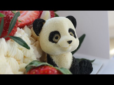 Видео: Как покрасить фигурку из шоколада чёрным красителей (углем).  Мастер Класс .