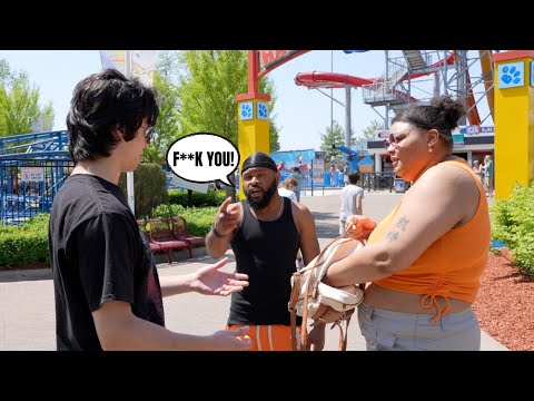 Видео: Маленький Человек Нажал На Меня!