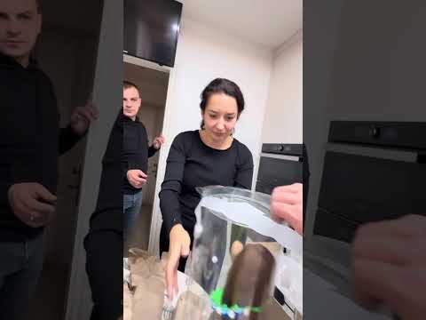 Видео: Розпакування