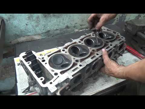 Видео: Сборка двигателя М 102 ГБЦ .