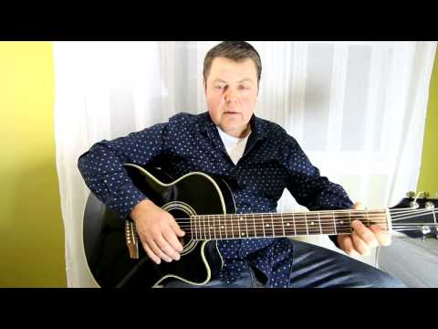 Видео: Учимся играть на семиструнной гитаре. Урок 9