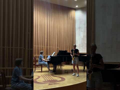 Видео: Макей Ангелина 🎷 R.Binge  Romance