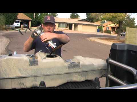 Видео: Ford F-150 2002 года: замена топливного насоса