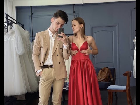 Видео: Лера Яскевич и Дима Ермузевич. Шоу "Овощевоз": вспомни песню по слову за 10 секунд.