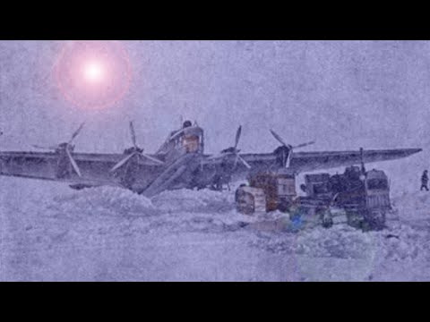 Видео: В такой холод и без кабины. Фильм из серии «Тракторы во льдах».
