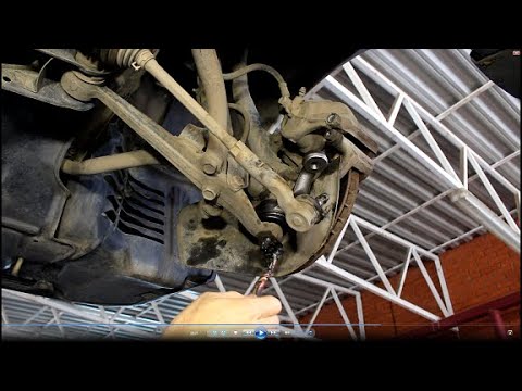 Видео: Замена передней нижней шаровой опоры на Toyota Mark II Тойота Марк 2 JZX 101 1998 года #авторемонт