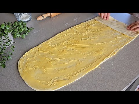 Видео: Это совершенно новый супер легкий метод. Очень немногие знают, как делать круассаны таким образом.