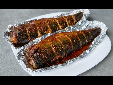 Видео: Шикарная Скумбрия в Духовке / Запеченная Скумбрия / Baked Mackerel / Блюда из Рыбы / Простой Рецепт