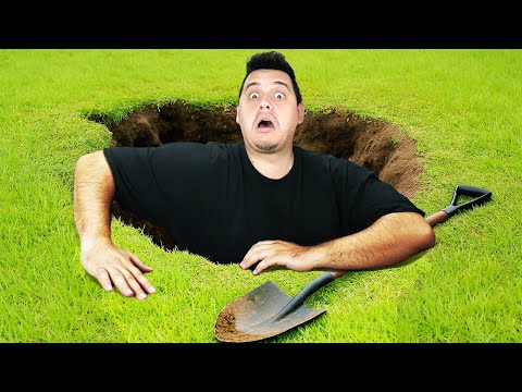 Видео: Копаем ГИГАНТСКА ДУПКА с @DidoDGaming