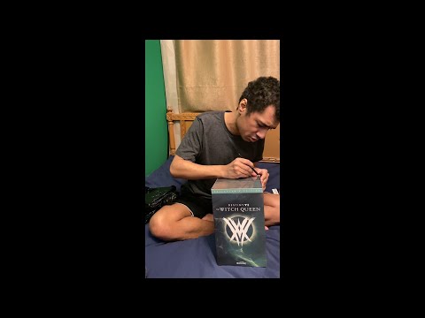 Видео: Destiny 2 | Распаковка коллекционного издания Королевы-Ведьмы | The Witch Queen Collector’s Edition