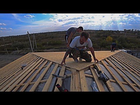 Видео: Горе кровельщики, доделываю крышу сам.