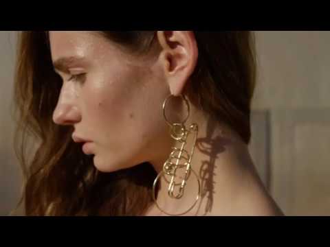 Видео: Луна - Быть Осторожной (Unofficial Music Video)