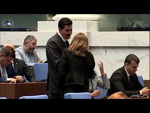 Видео: 💥 Буре с барут, депутатите се събират ИЗВЪНРЕДНО | Заплатите на младите лекари ще минат през БЮДЖЕТА