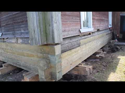 Видео: Подъем дома. На плиты. Архангельская область.