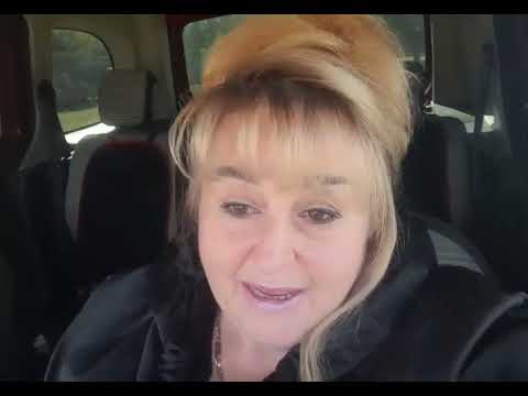 Видео: Убрали бройлеров!Посадили туи!#розыцветут#