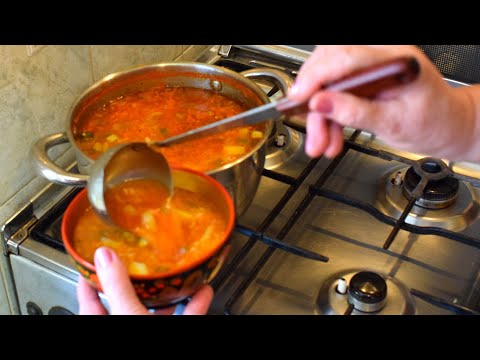 Видео: Рассольник с солеными огурцами! Такое вы не ели!  Мамины рецепты